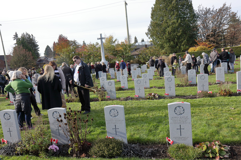 Illustration for article titled 2018 Remembrance Day at Mountain View Cemetery
